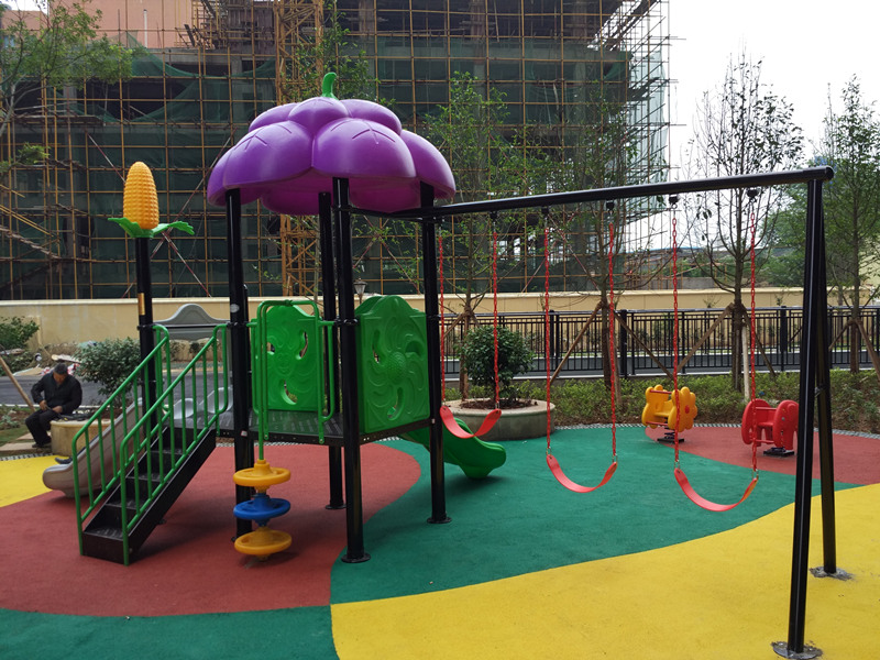 赛纳公馆室外儿童游乐设施