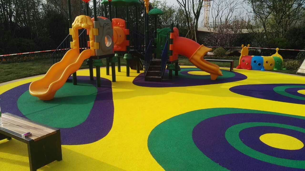 湖南户外健身器材,长沙儿童游乐设施,塑胶跑道施工,公园椅垃圾桶